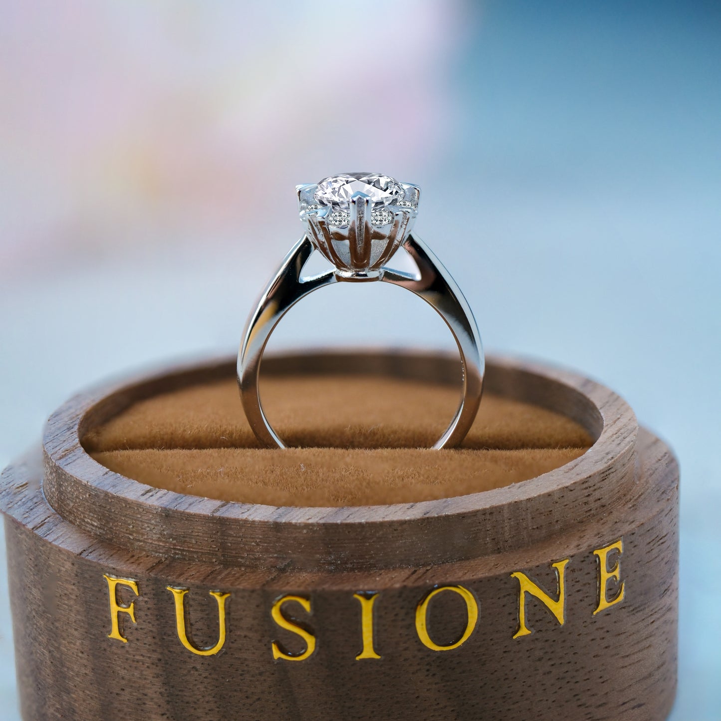1 Carat IGI Certified D color VVS1 Clarity Round Excellent Cut Lab Grown Diamond Halo Engagement Ring,