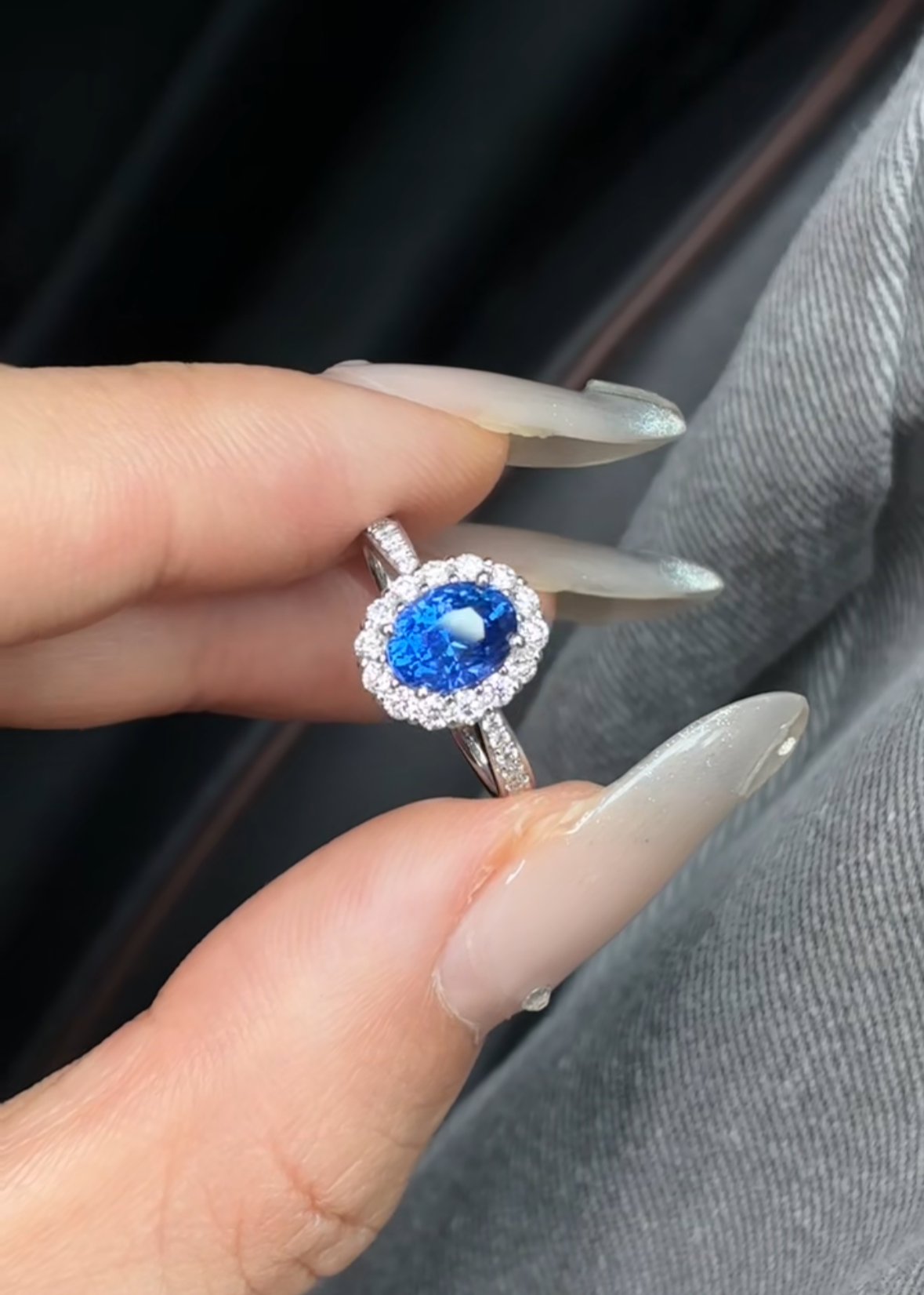 1.5 Carat GRS Certified Royal Blue Sri Lankan Sapphire Ring