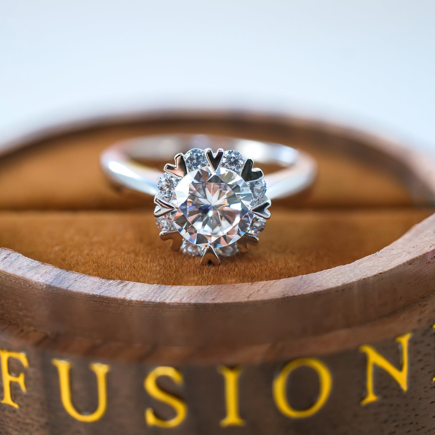 1 Carat IGI Certified D color VVS1 Clarity Round Excellent Cut Lab Grown Diamond Halo Engagement Ring,