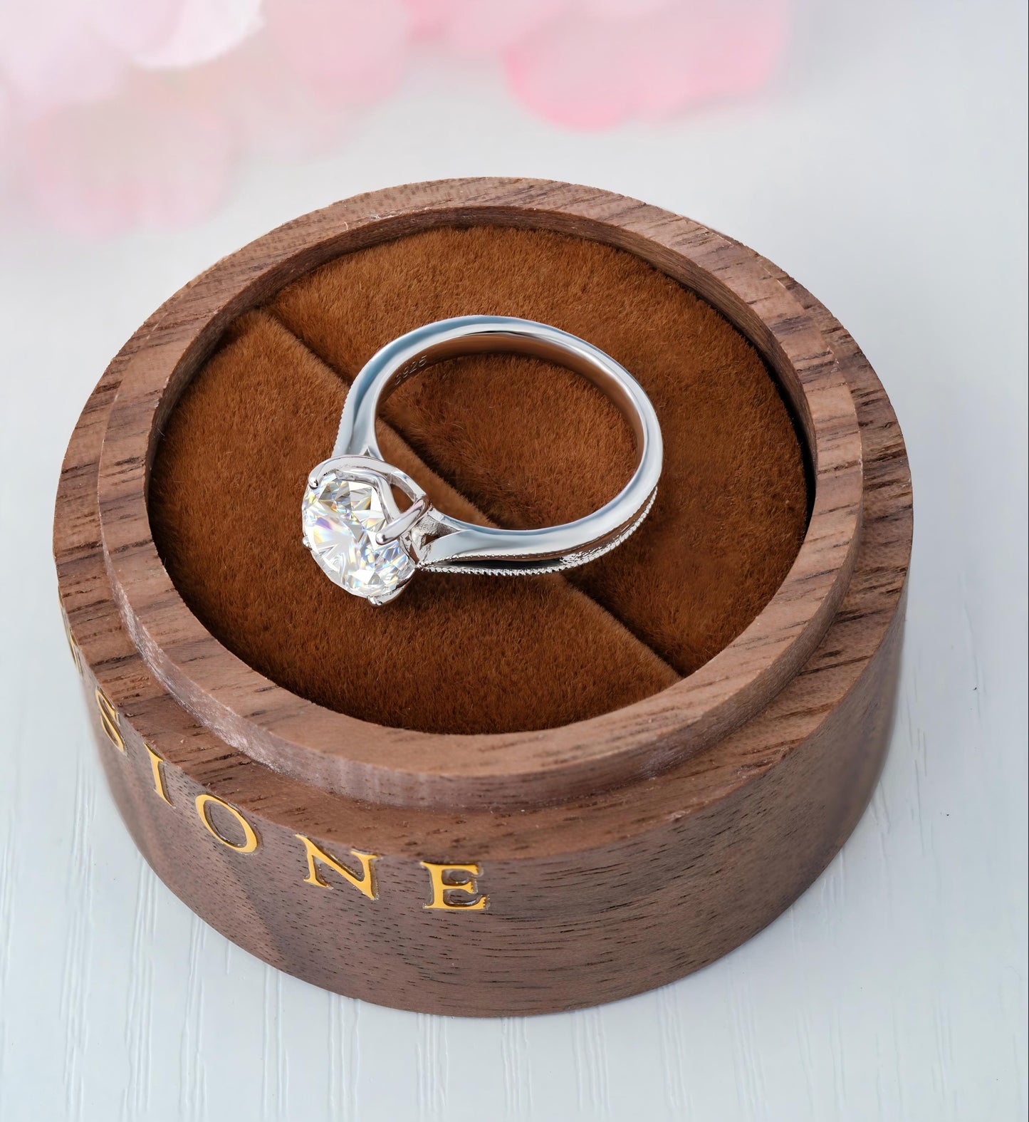1 Carat IGI Certified D color VVS1 Clarity Round Excellent Cut Lab Grown Diamond Solitaire Engagement Ring
