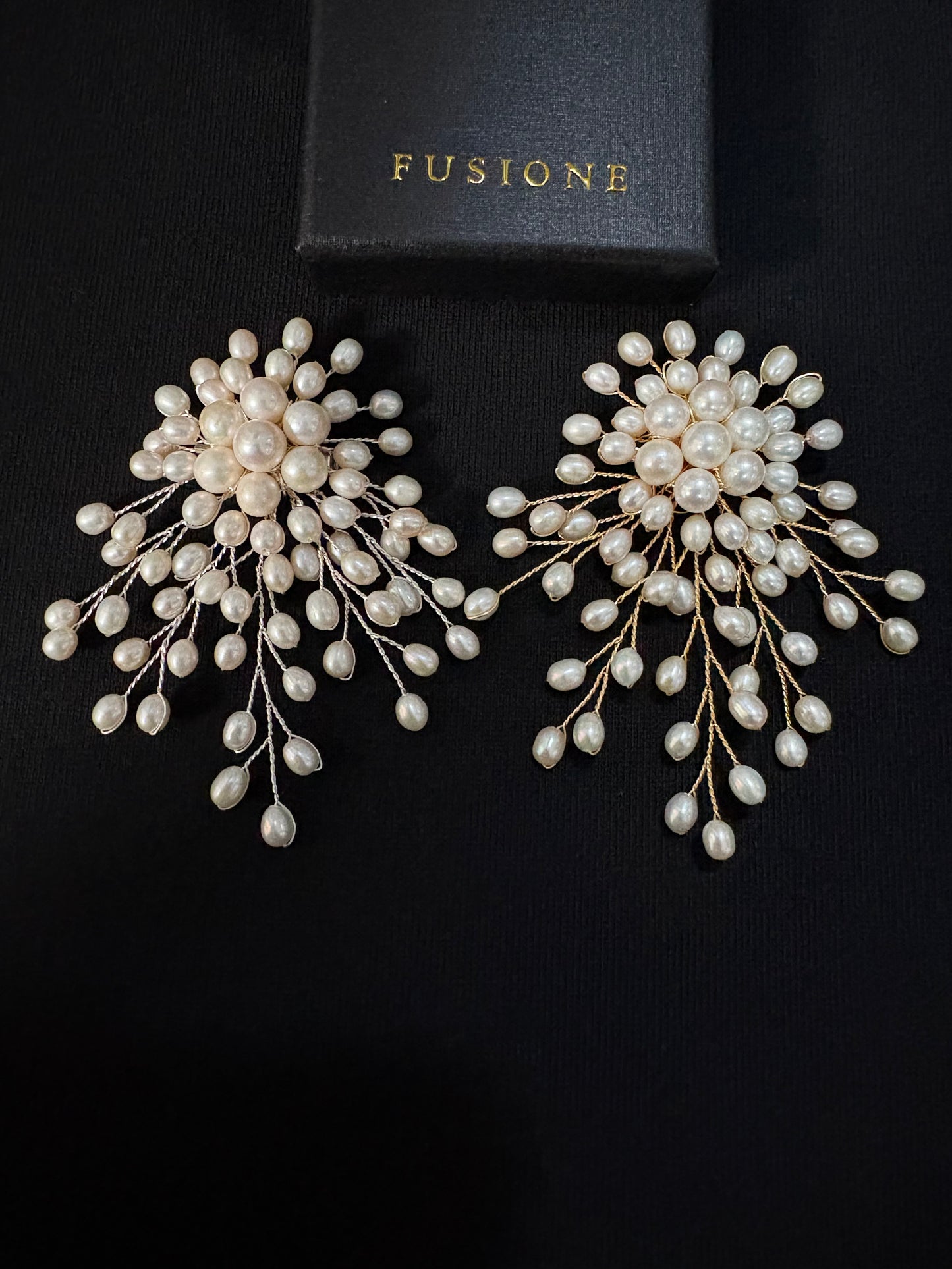 White Freshwater Pearl Silver/Gold Wire Brooch Pendant