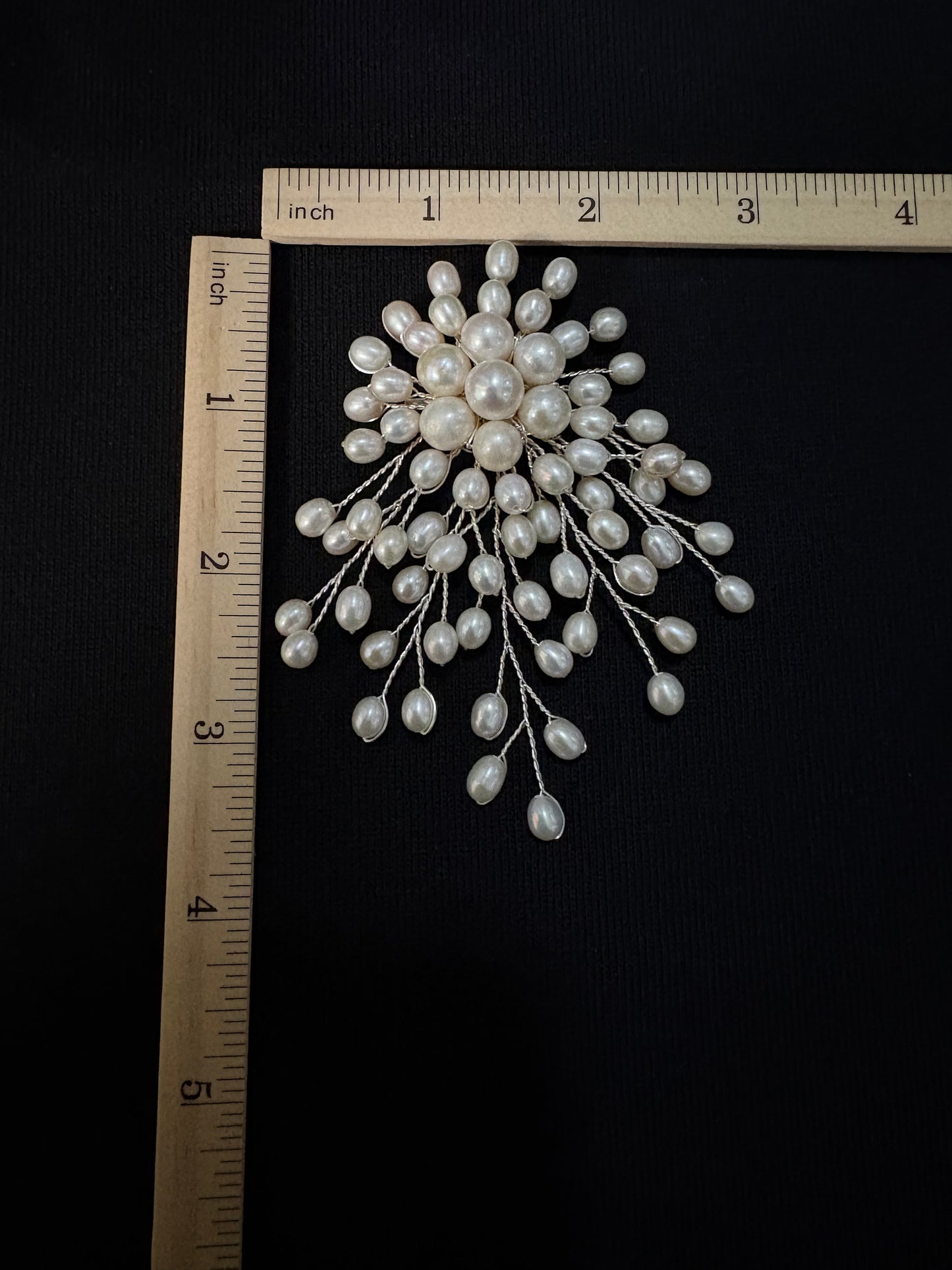 White Freshwater Pearl Gold/Silver Wire Brooch Pendant