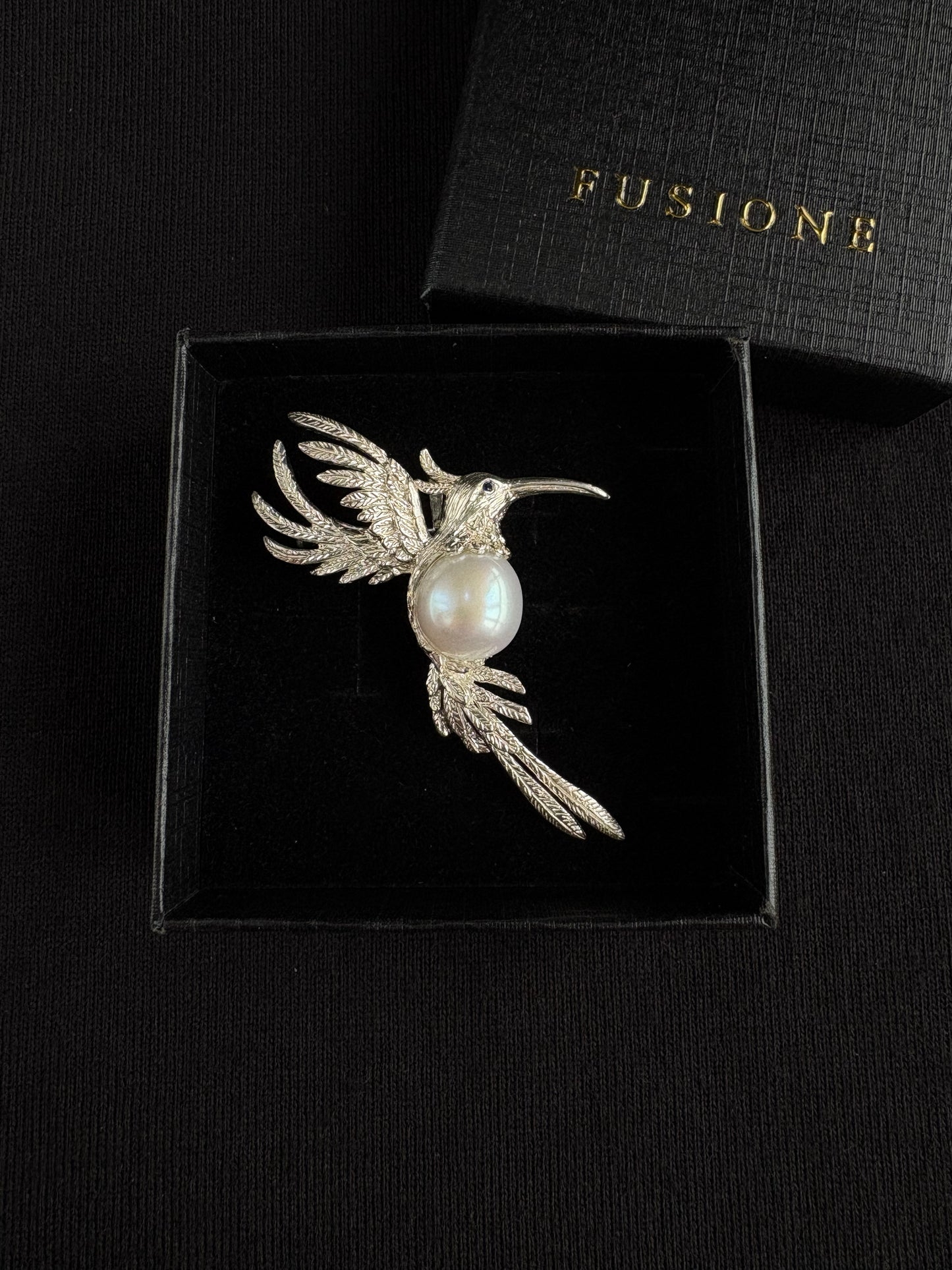 S925 Silver White Freshwater Pearl Sri Lankan Sapphire hummingbird Brooch, Pendant