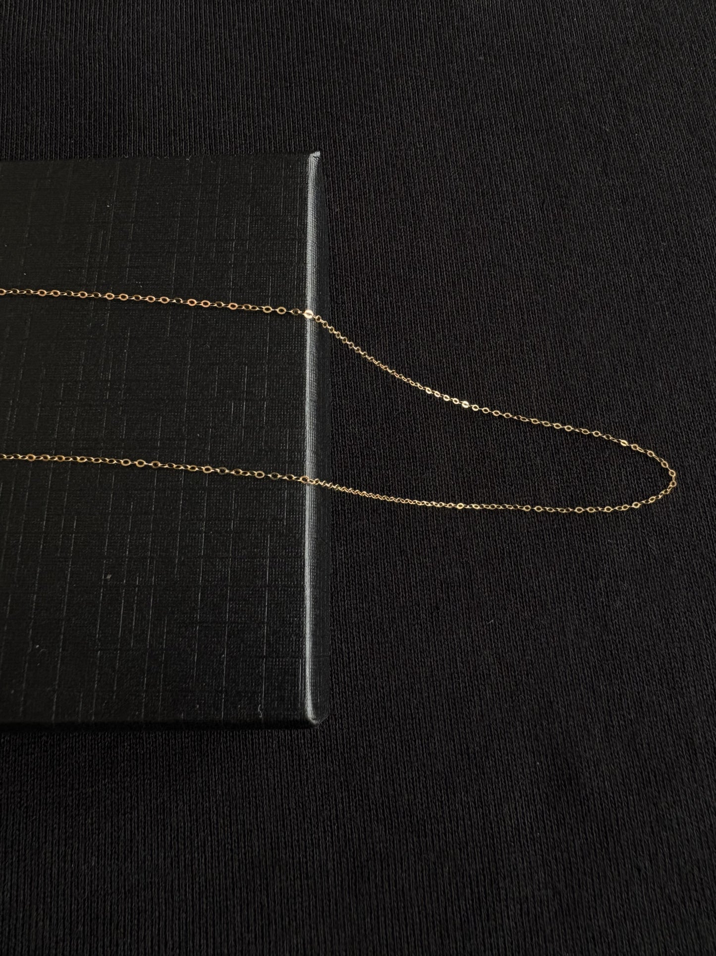 18K gold O-link Chain necklace.