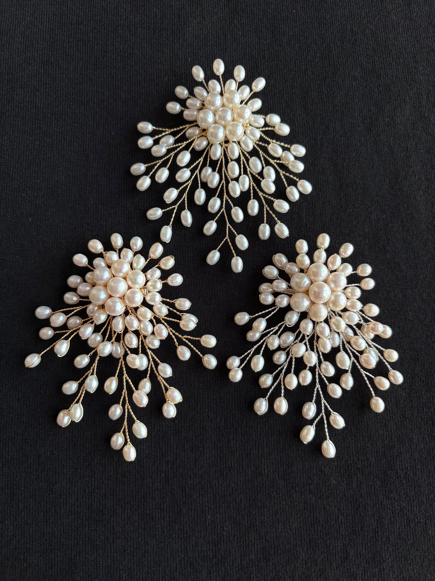White Freshwater Pearl Gold/Silver Wire Brooch Pendant