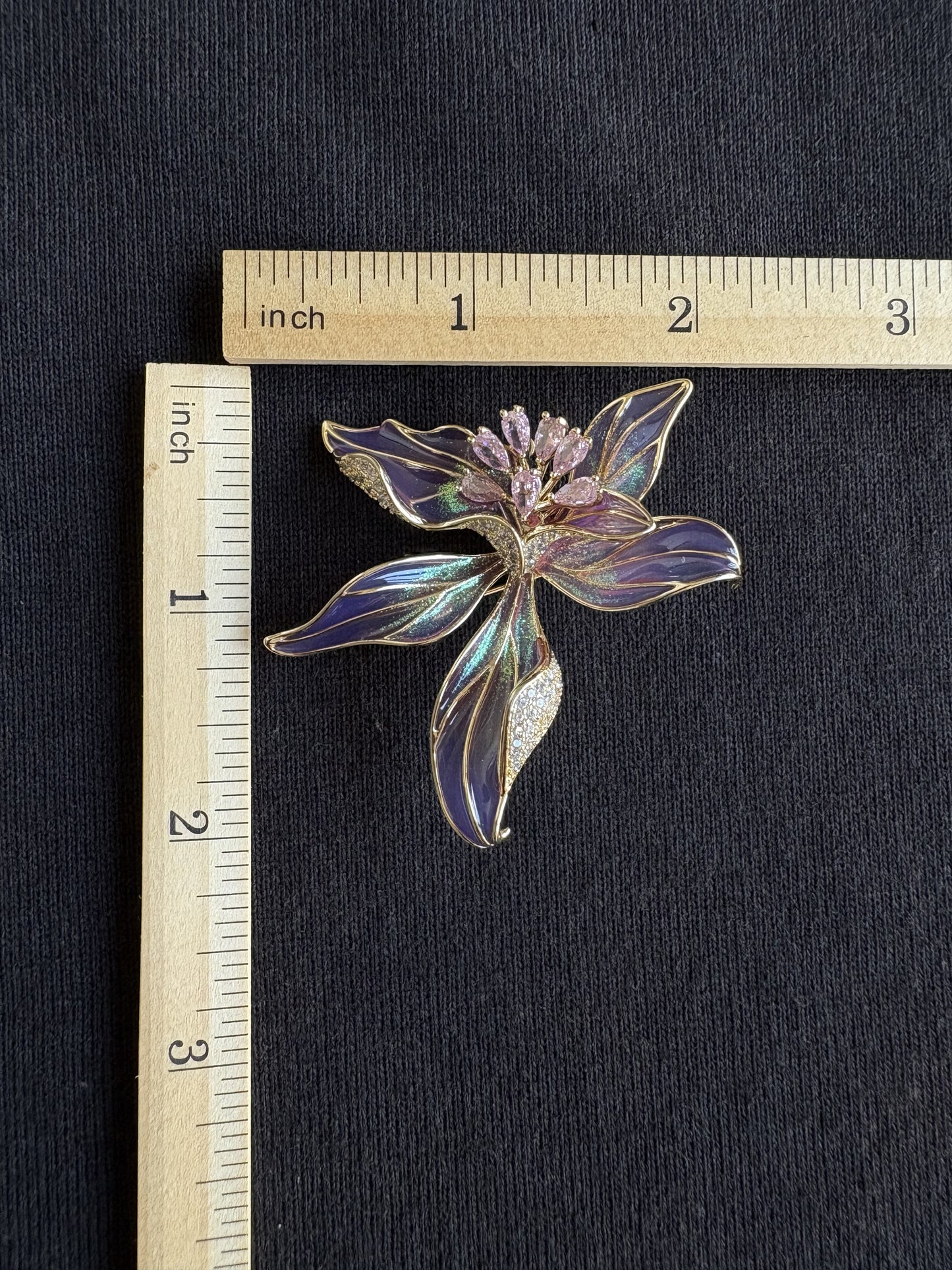 Enamel Purple/Blue lris brooch pendant