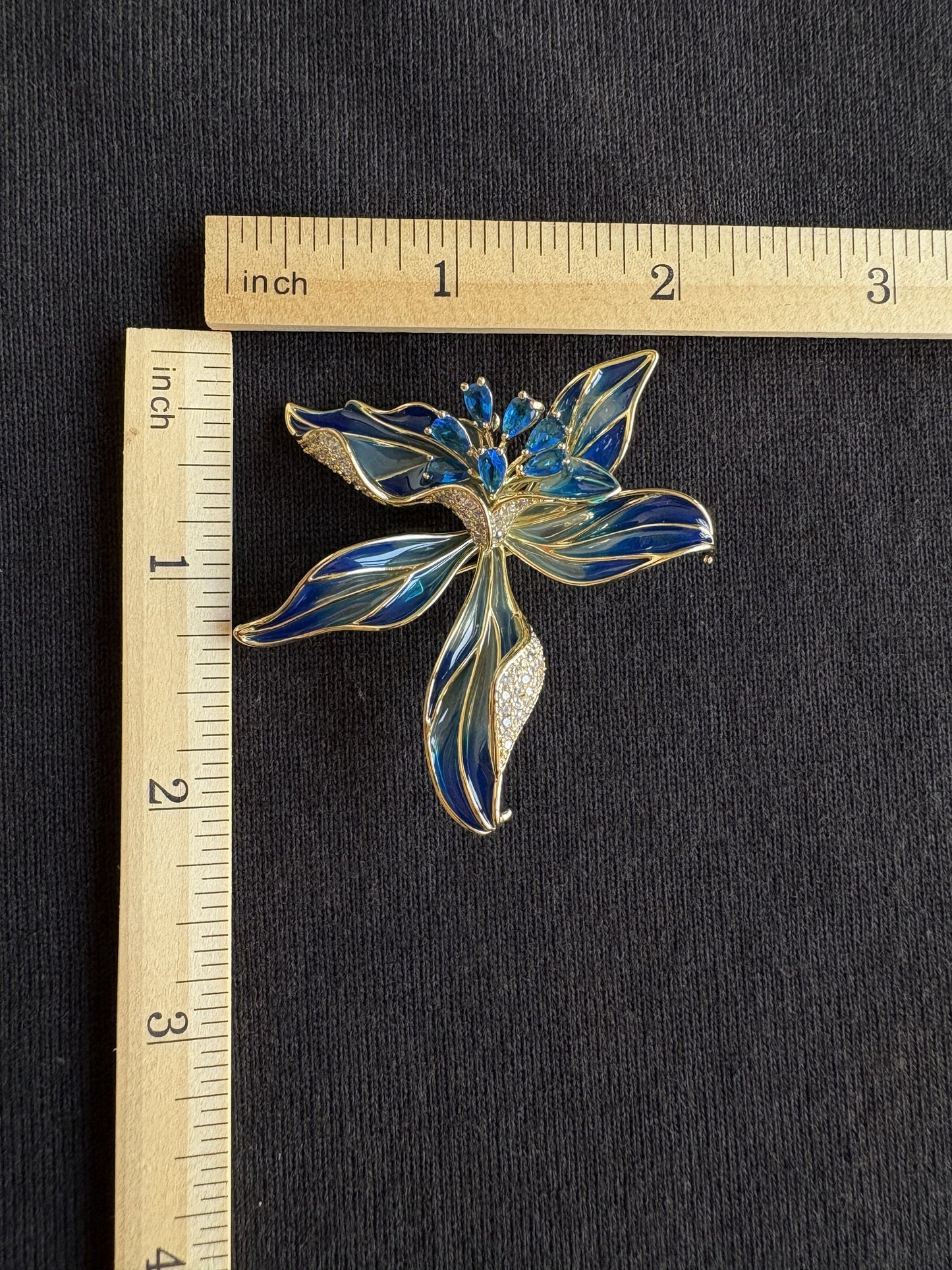 Enamel Purple/Blue lris brooch pendant