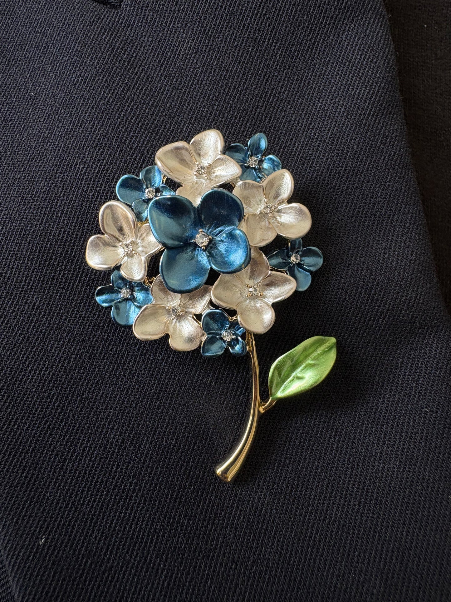 Enamel purple/blue hydrangea brooch pendant