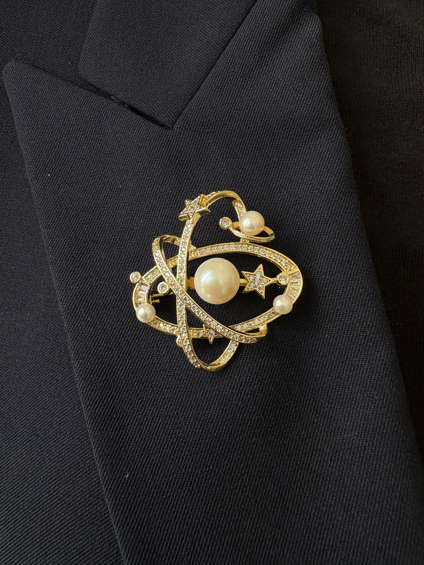 Freshwater pearl universal brooch pendant