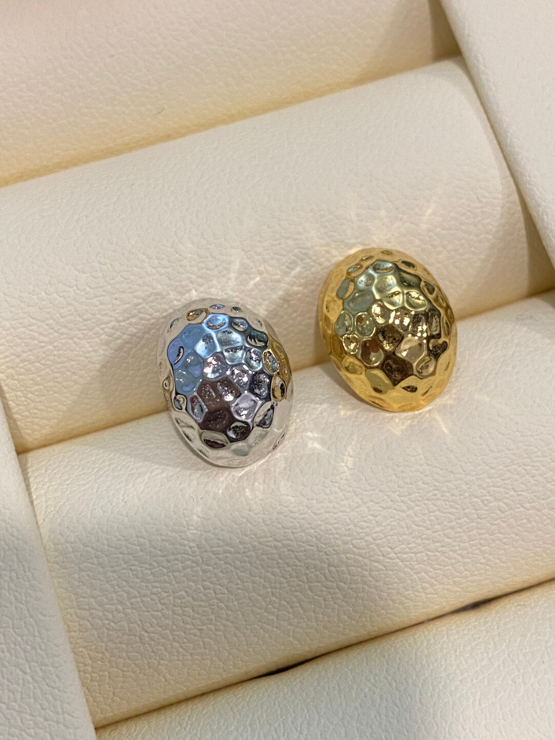 Gold/silver oval bean studs earrings,gift for her,anniversary gift,birthday gift,gift for girlfriend,gift for mom/grandma