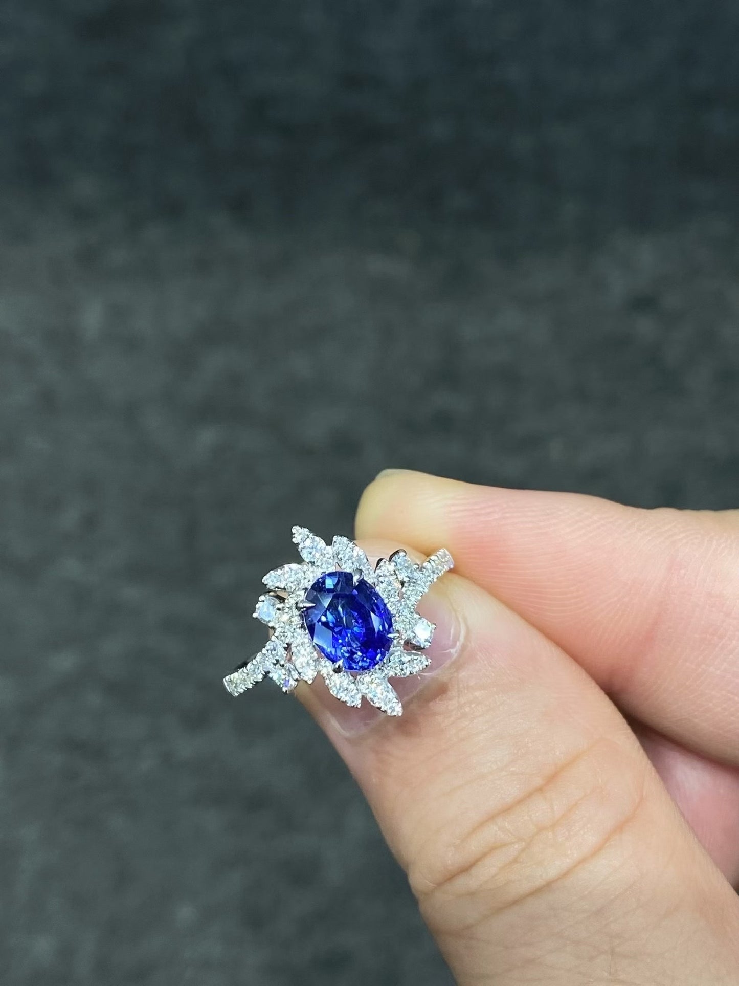 1.5 Carat GRS Certified Royal Blue Sri Lankan Sapphire Ring