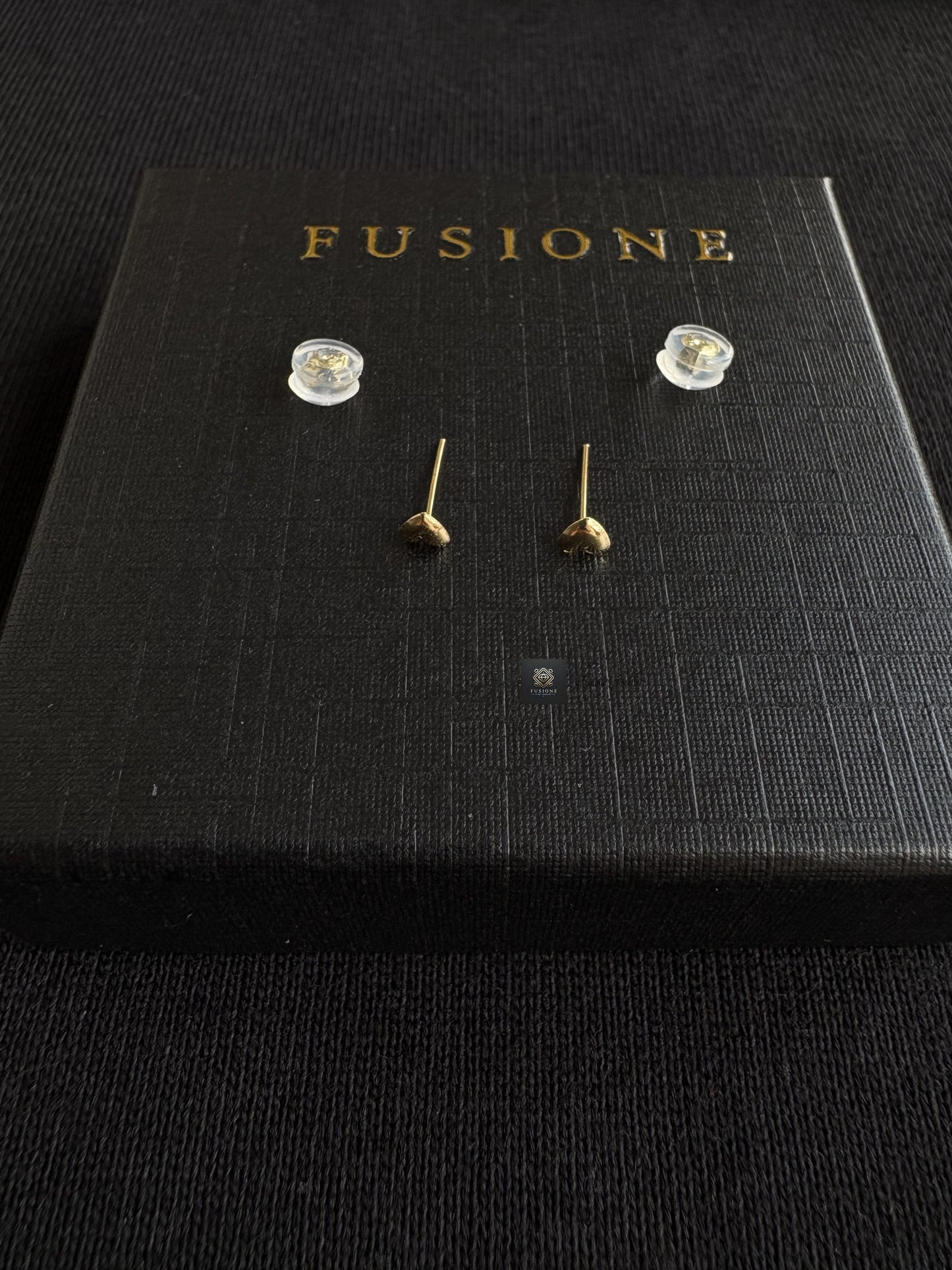 Minimalist 18k Solid gold heart studs,Earrings