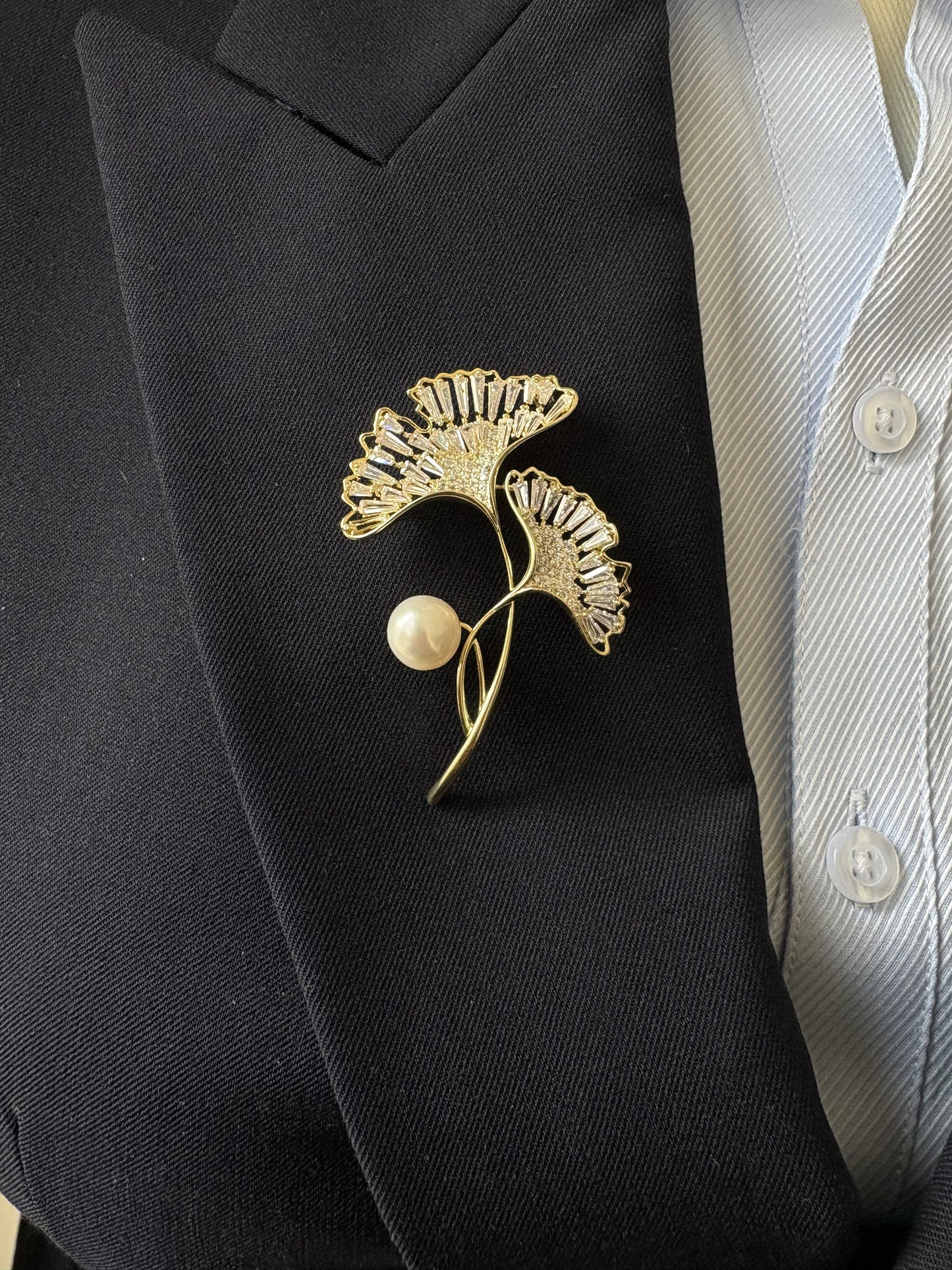 Freshwater Pearl Gold/Silver ginkgo brooch pendant