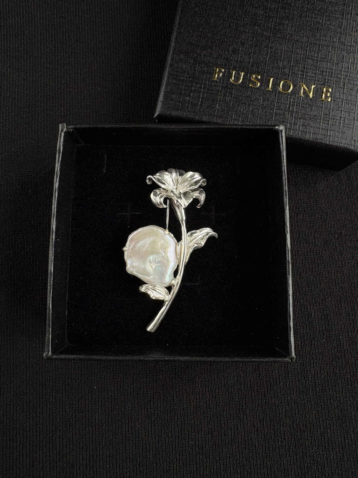 S925 Silver White Baroque Pearl Lily Flower Brooch, Pendant