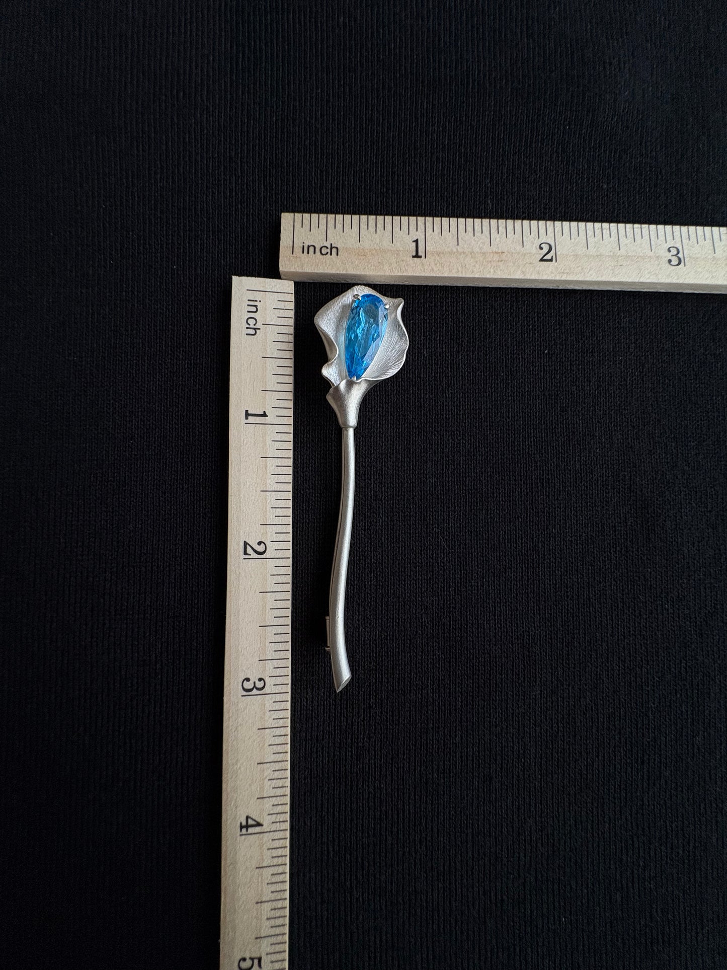 S925 Silver Natural London Blue Topaz Calla  Brooch Pendant