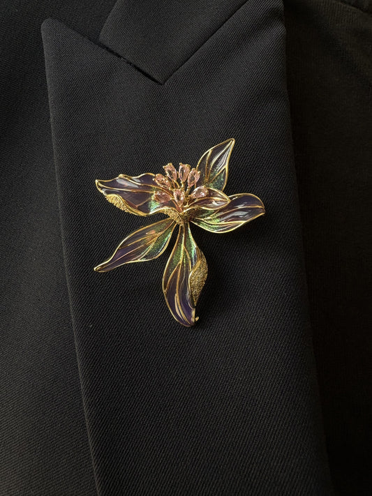 Enamel Purple/Blue lris brooch pendant