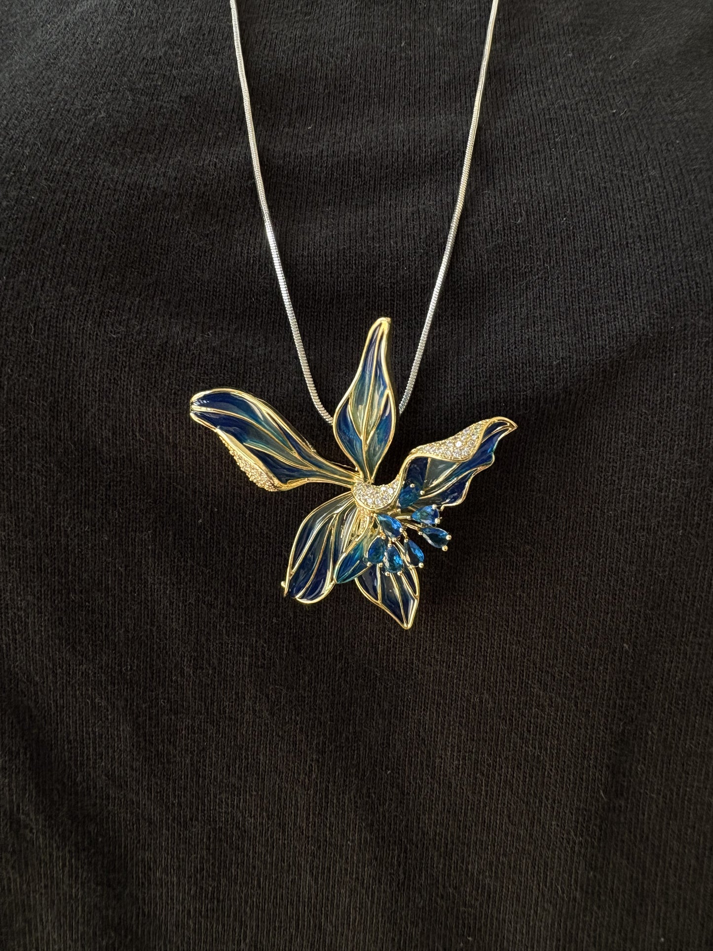 Enamel Purple/Blue lris brooch pendant