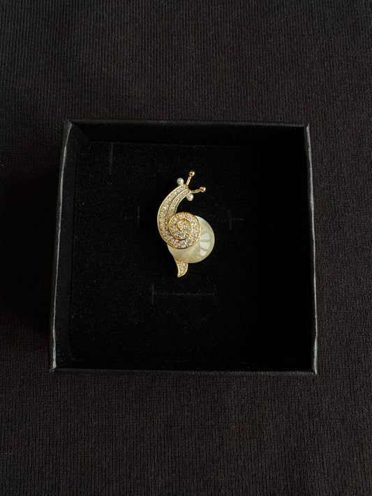 Snail brooch