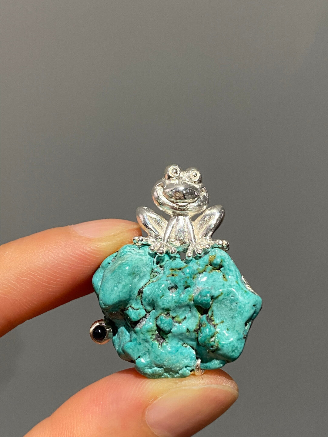 S925 Silver Natural Turquoise Sri Lankan Sapphire Frog Brooch, Pendant.a one-of-a-kind piece in the world