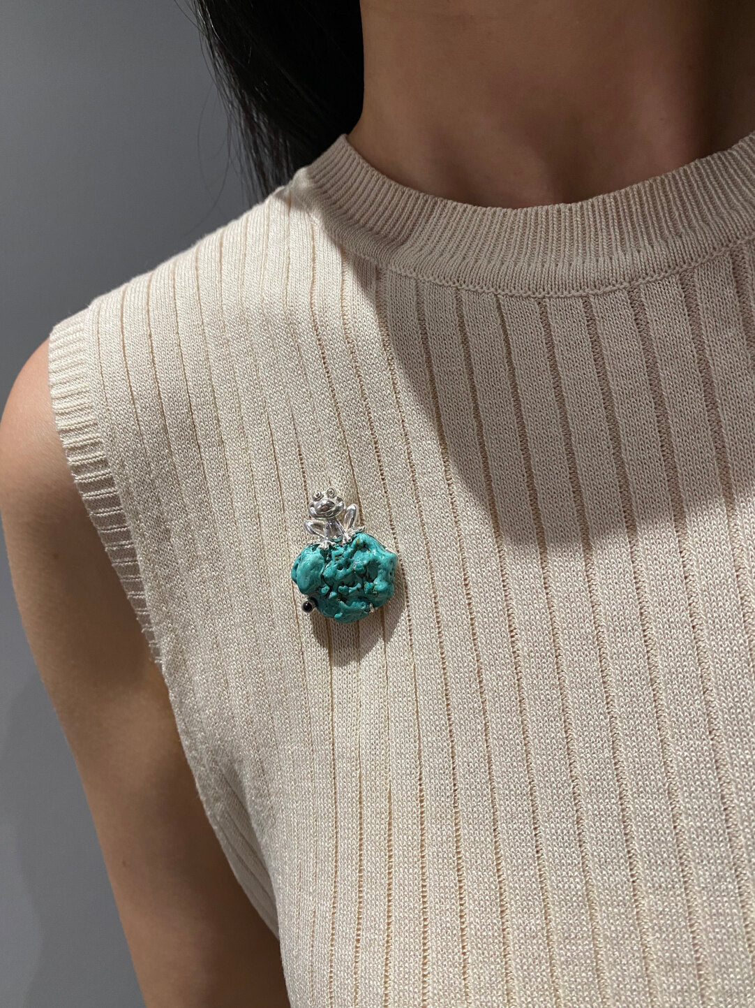 S925 Silver Natural Turquoise Sri Lankan Sapphire Frog Brooch, Pendant.a one-of-a-kind piece in the world