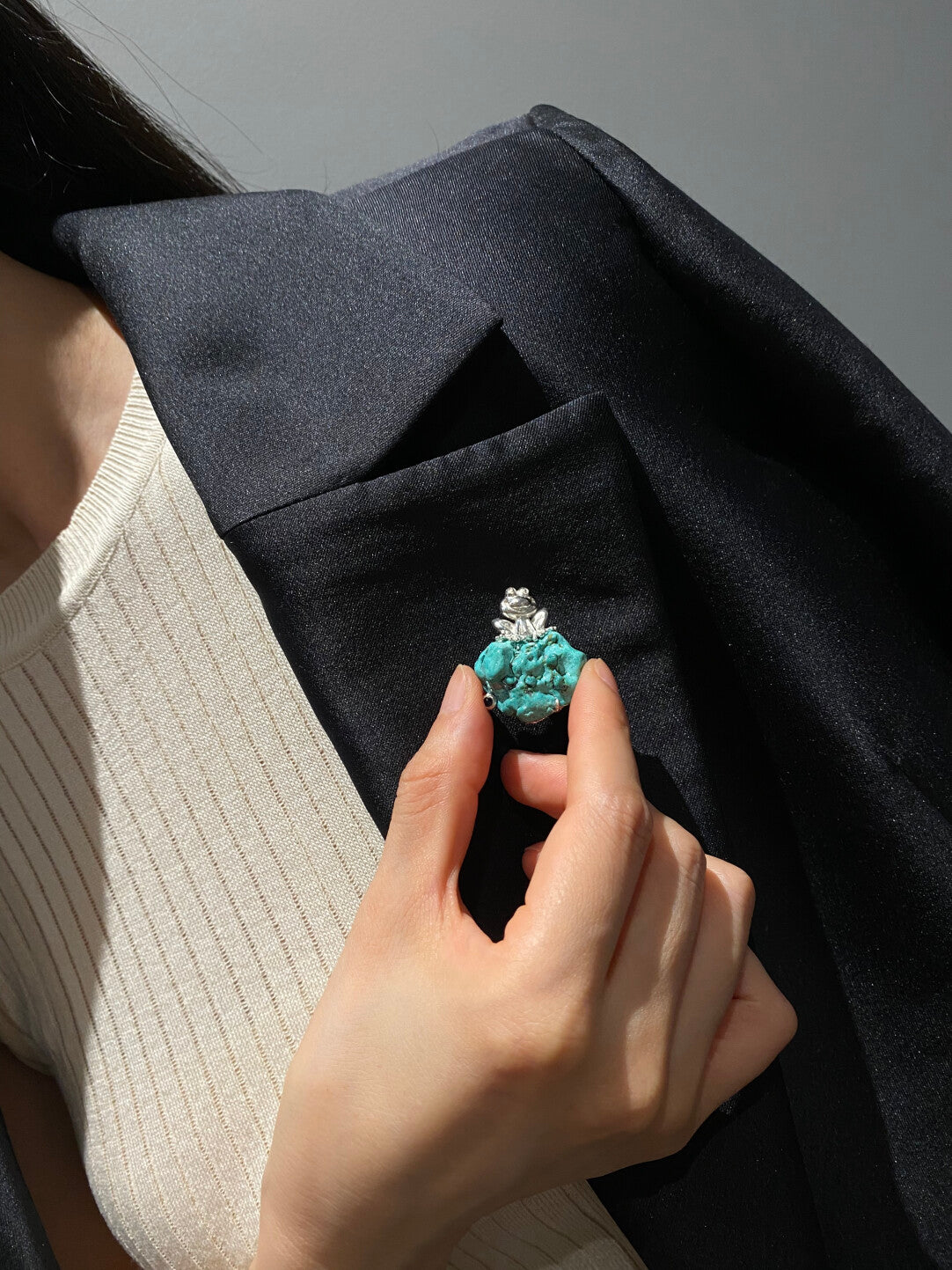 S925 Silver Natural Turquoise Sri Lankan Sapphire Frog Brooch, Pendant.a one-of-a-kind piece in the world