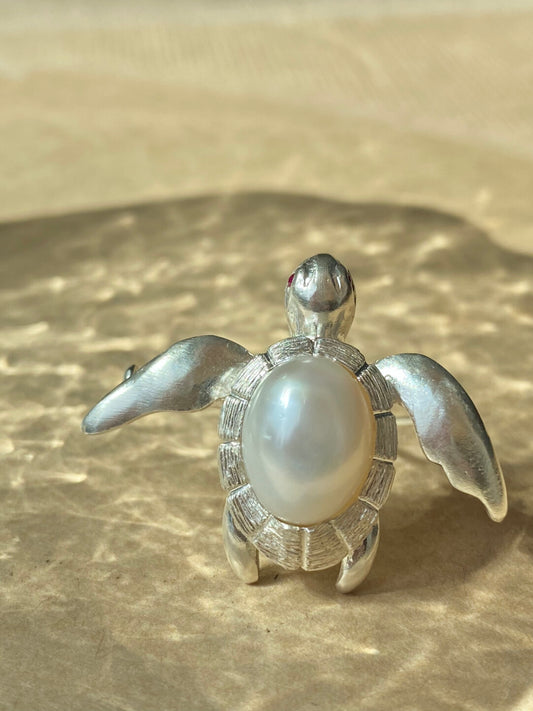 Sterling Silver White Freshwater Baroque Pearl Mozambique Ruby Turtle Brooch, Pendant（one of a kind piece in the world）