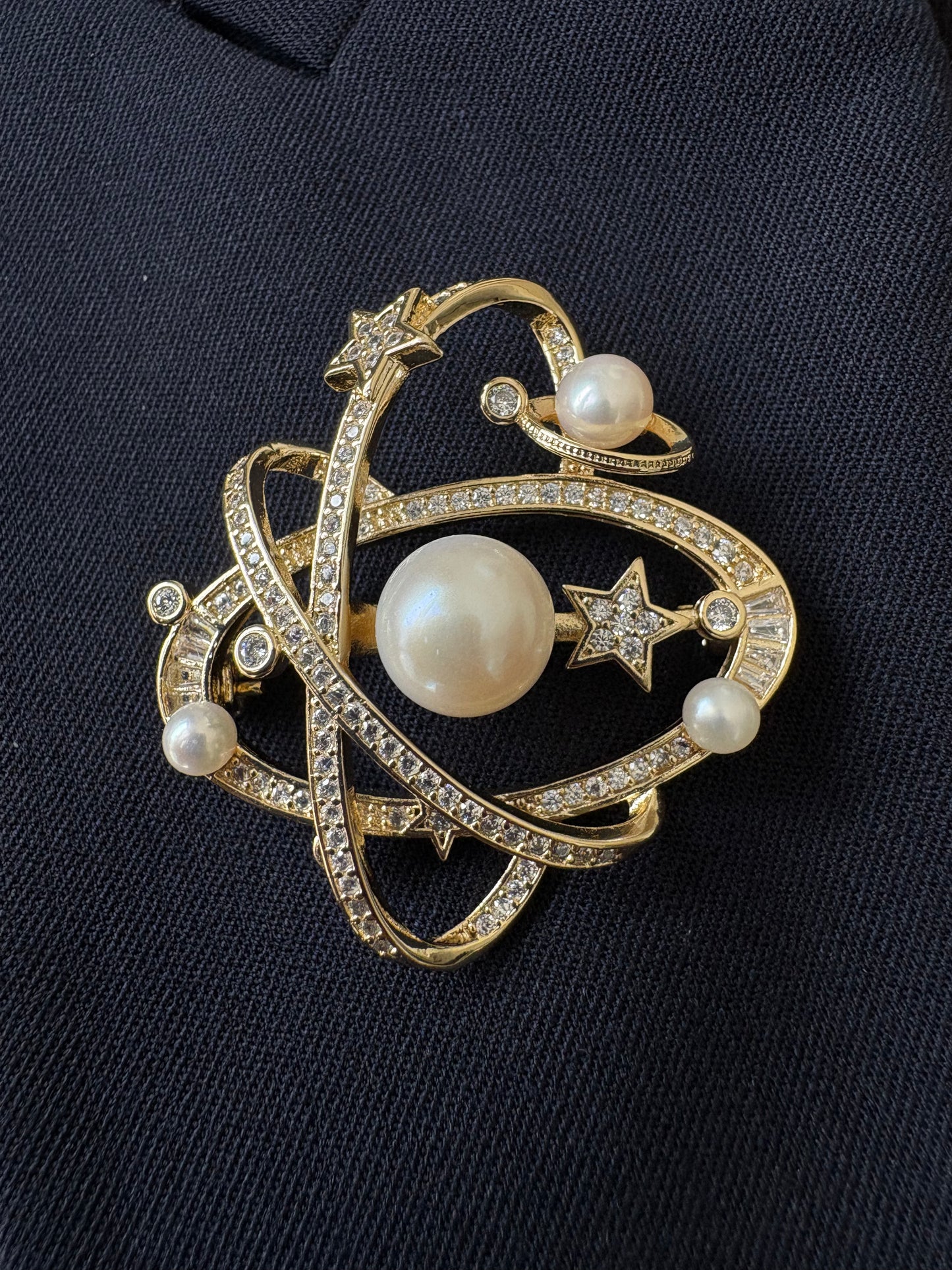 Freshwater pearl universal brooch pendant