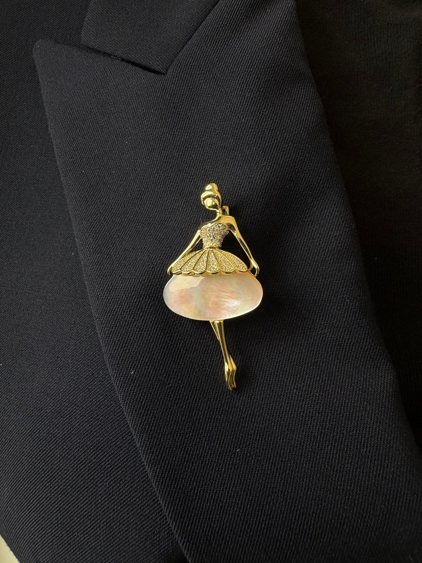 Freshwater mother of pearl ballet girl brooch pendant