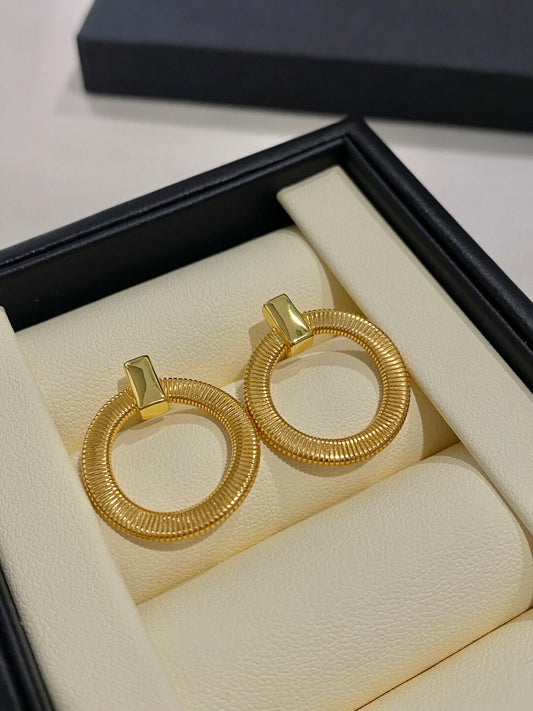 Gold/silver circle earrings，gift for her，anniversary gift，birthday gift，gift for girlfriend，gift for mom/grandma