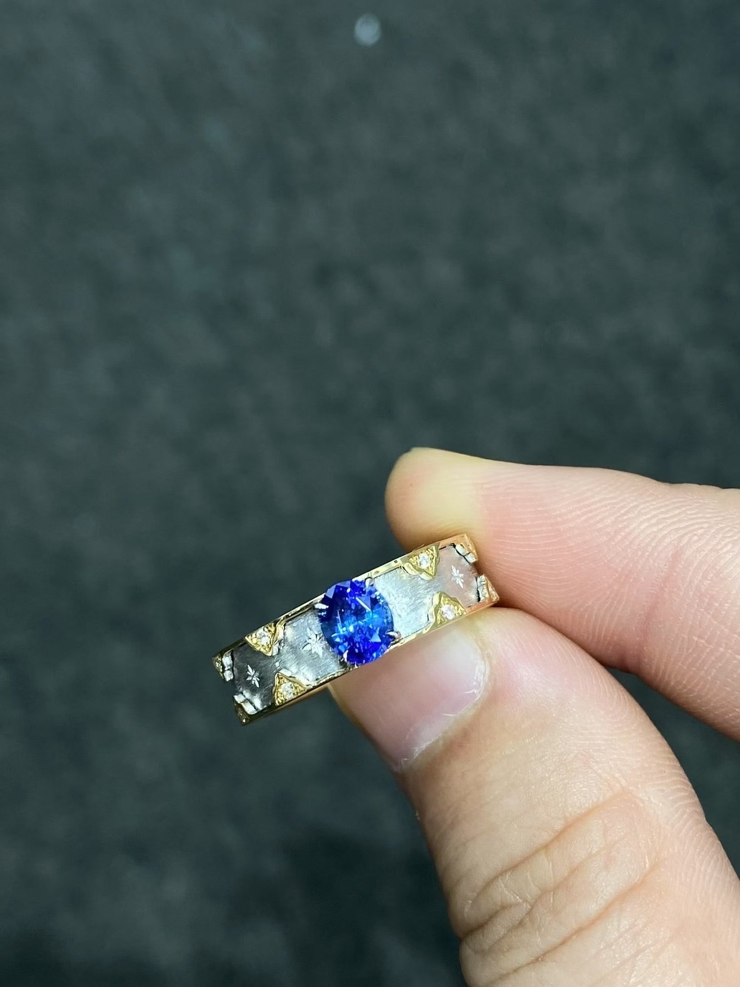 1.5 Carat GRS Certified  Royal Blue Sri Lankan Sapphire  Ring